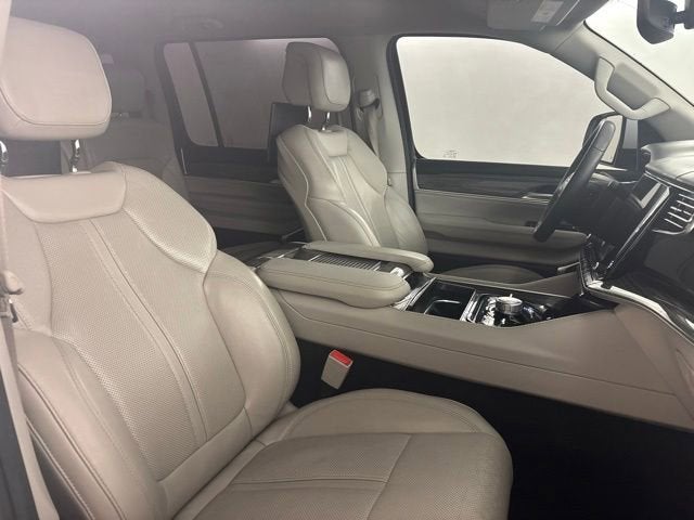 2022 Jeep Wagoneer Series III 4x4