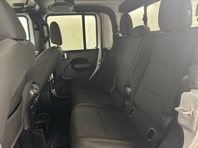 2022 Jeep Gladiator Willys 4x4