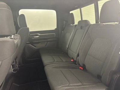 2022 RAM 1500 Big Horn Crew Cab 4x4 5'7" Box