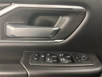 2022 RAM 1500 Big Horn Crew Cab 4x4 5'7" Box