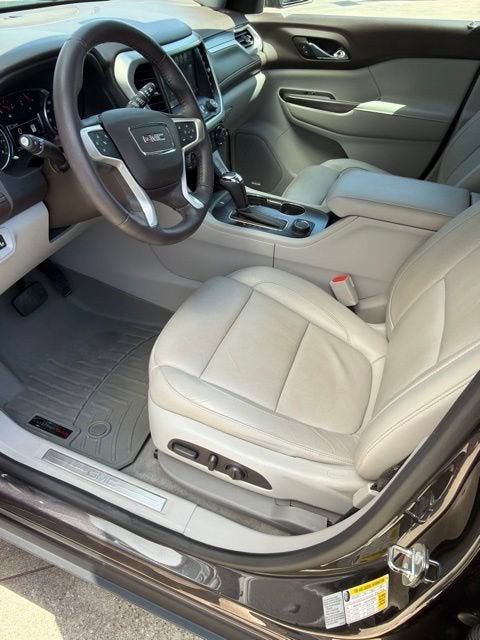 2017 GMC Acadia SLT