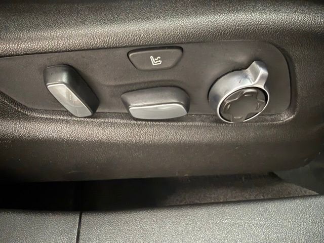 2019 Cadillac XT4 FWD Premium Luxury