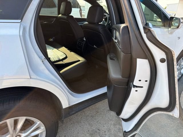 2025 Cadillac XT5 Luxury