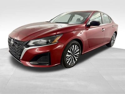 2024 Nissan Altima SV FWD