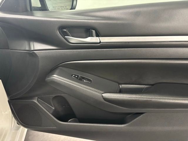 2022 Nissan Altima SV FWD