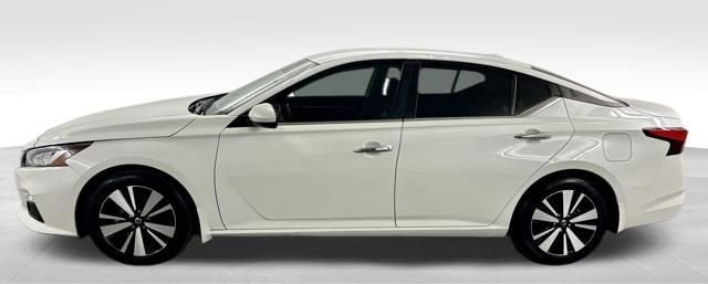 2022 Nissan Altima SV FWD