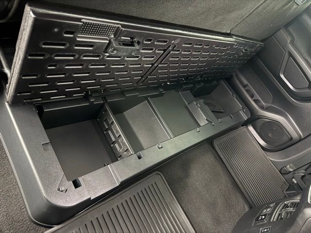 2021 Nissan TITAN Crew Cab PRO-4X 4x4