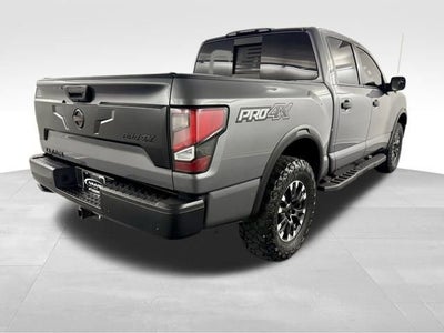 2021 Nissan TITAN Crew Cab PRO-4X 4x4
