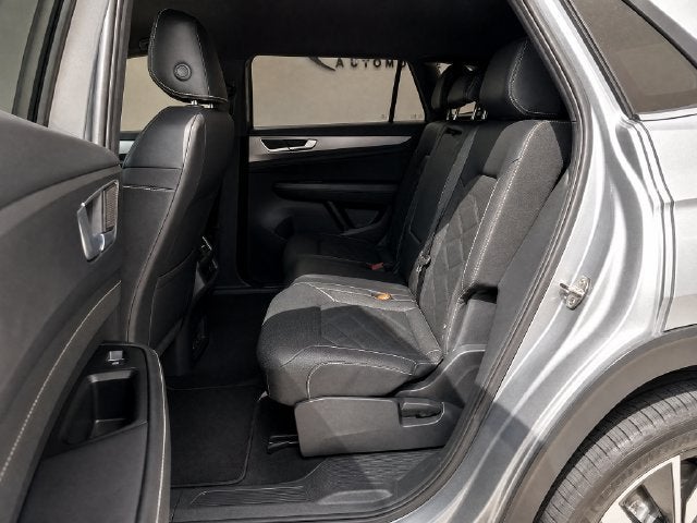 2026 Volkswagen Atlas Cross Sport SE with Technology