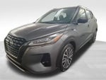 2024 Nissan Kicks SR Xtronic CVT