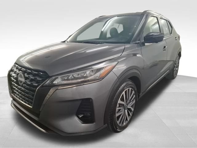 2024 Nissan Kicks SR Xtronic CVT
