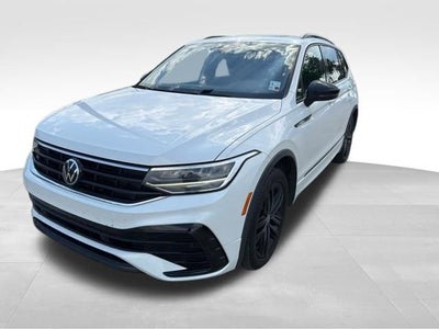 2022 Volkswagen Tiguan 2.0T SE R-Line Black