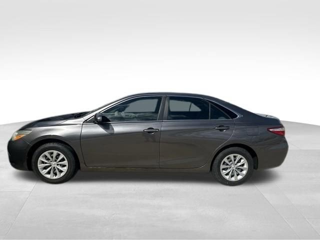 2016 Toyota Camry XLE