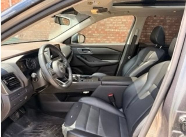 2021 Nissan Rogue SV FWD