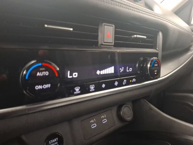 2024 Nissan Rogue SV FWD