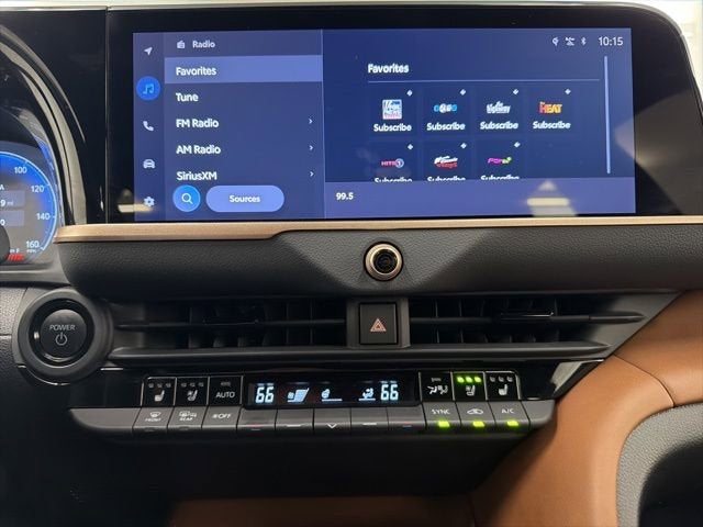 2025 Toyota Crown Signia Limited