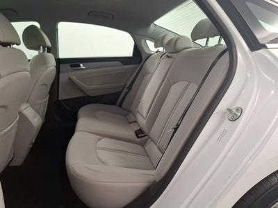 2017 Hyundai Sonata Hybrid SE