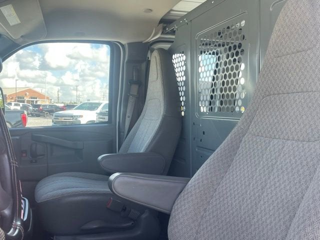 2017 GMC Savana Cargo 2500 VAN 2500 RWD 135"