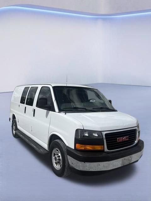 2017 GMC Savana Cargo 2500 VAN 2500 RWD 135"