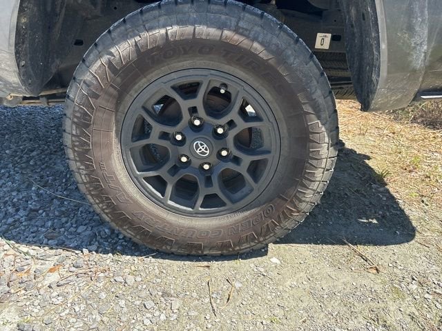 2022 Toyota Tacoma 2WD SR5