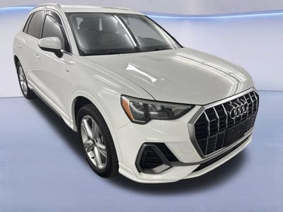 2021 Audi Q3 S line Premium