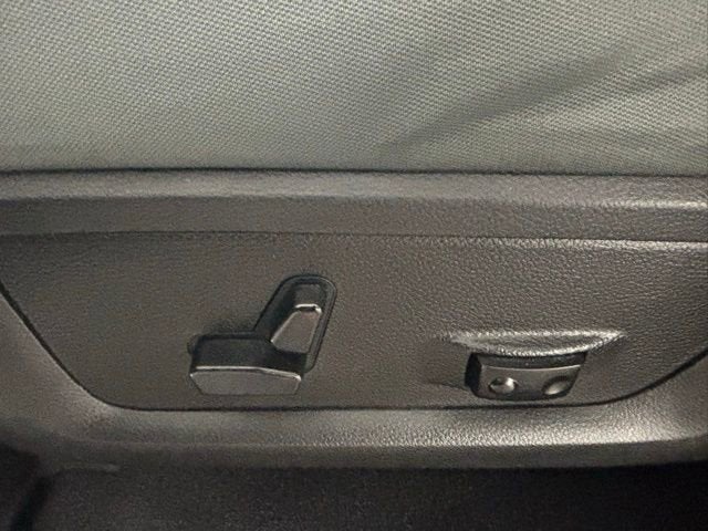 2020 RAM 1500 Classic SLT