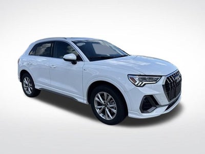 2025 Audi Q3 S line Premium