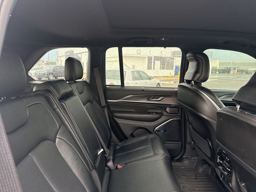 2023 Jeep Grand Cherokee Overland