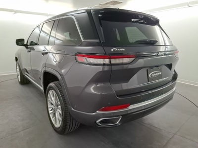 2023 Jeep Grand Cherokee Summit 4x2