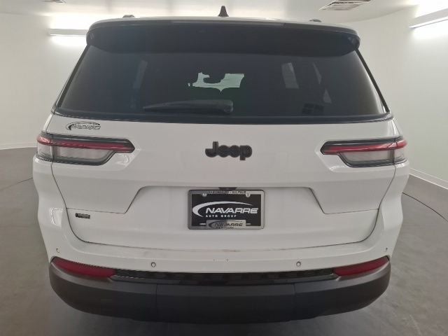 2022 Jeep Grand Cherokee L Altitude 4x2