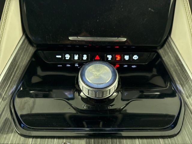 2022 Jeep Wagoneer Series III 4x2