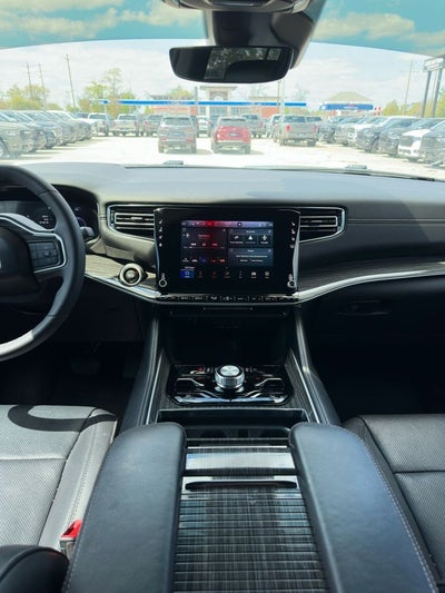 2022 Jeep Wagoneer Series III 4x4