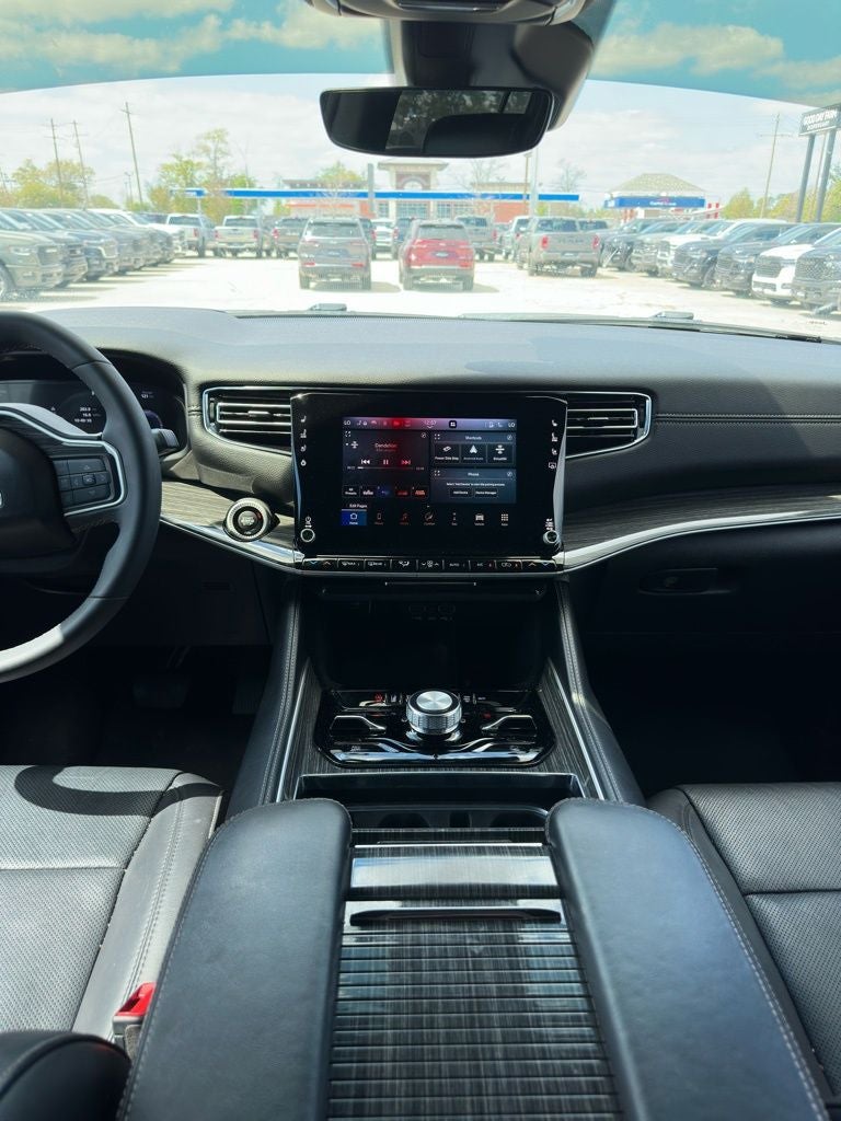 2022 Jeep Wagoneer Series III 4x4