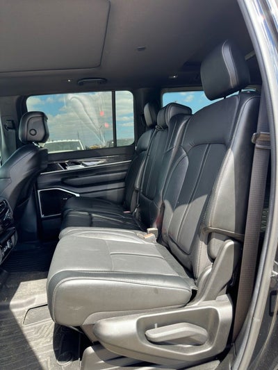 2022 Jeep Wagoneer Series III 4x4