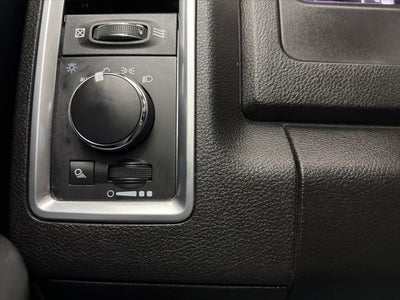 2024 RAM 1500 Classic Warlock Crew Cab 4x2 5'7' Box