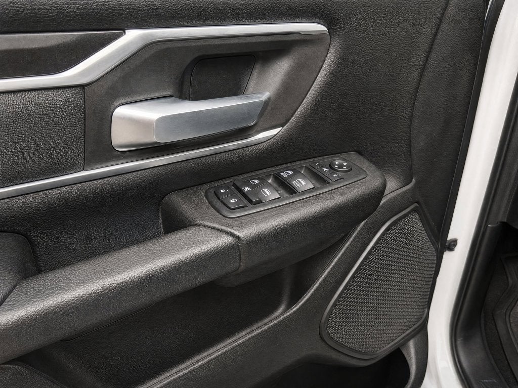 2019 RAM 1500 Big Horn/Lone Star Crew Cab 4x2 5'7' Box