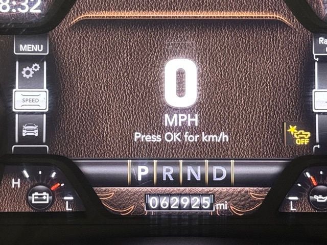 2024 RAM 1500 Laramie Crew Cab 4x2 5'7' Box