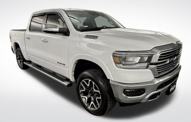 2022 RAM 1500 Laramie Crew Cab 4x4 5'7' Box