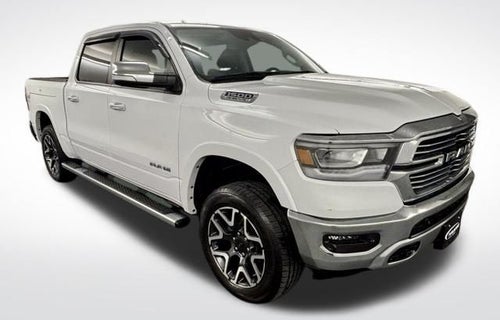2022 RAM 1500 Laramie Crew Cab 4x4 5'7' Box