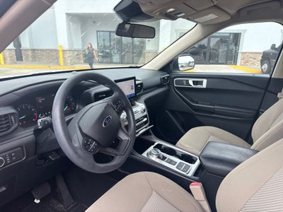 2021 Ford Explorer Base
