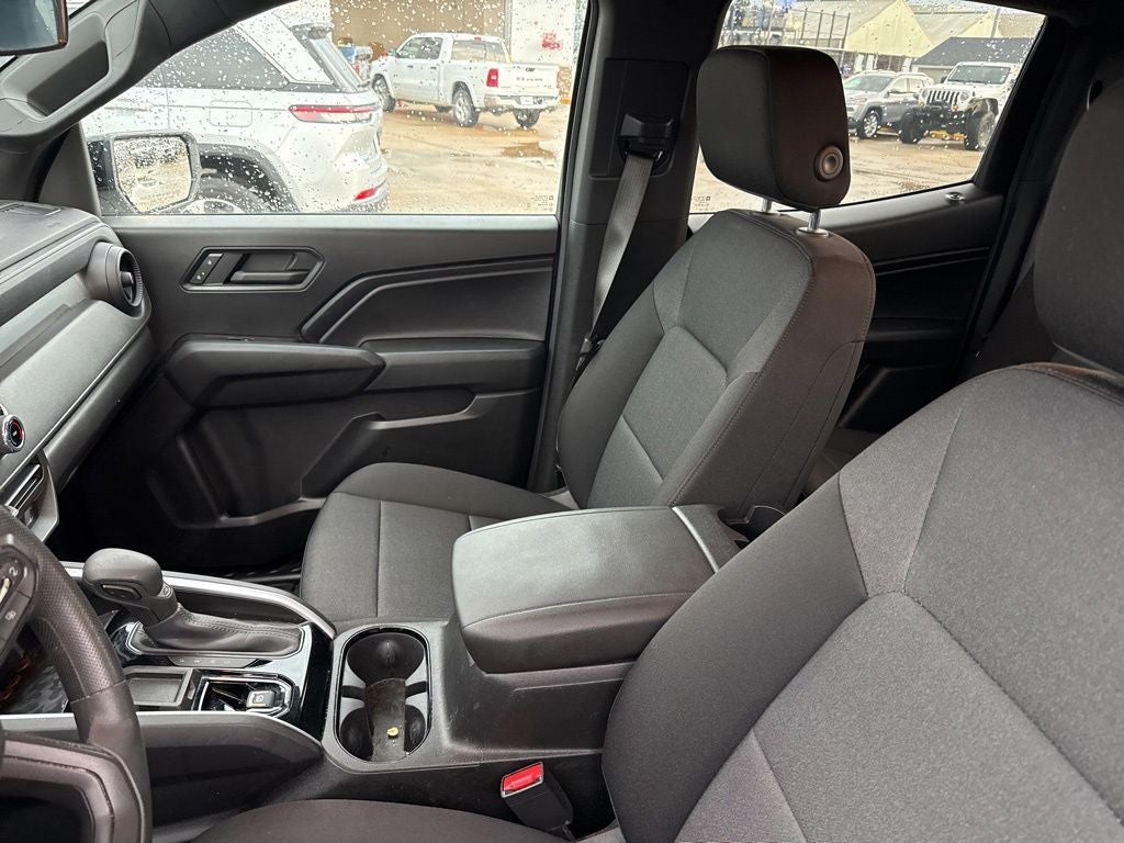 2024 Chevrolet Colorado 2WD WT