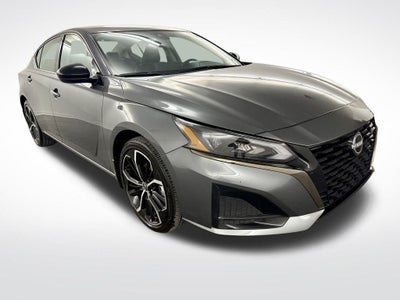 2025 Nissan Altima SR FWD