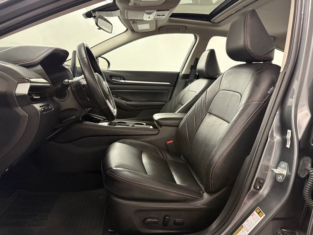 2025 Nissan Altima SR FWD