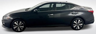 2021 Nissan Altima SV FWD