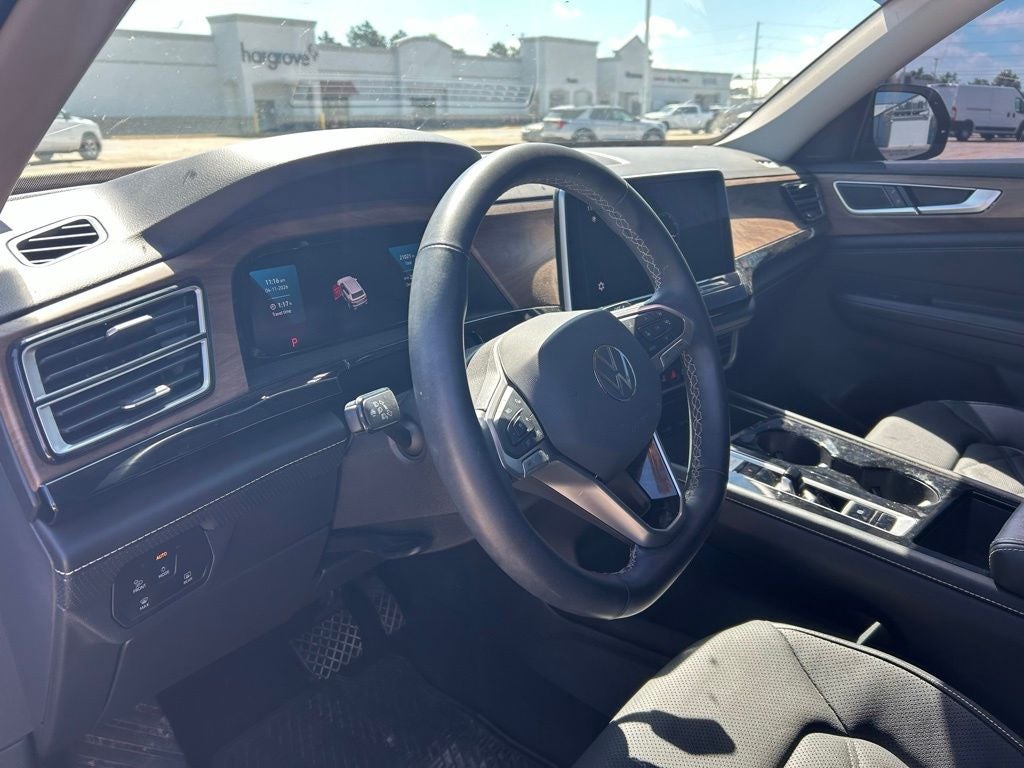 2024 Volkswagen Atlas 2.0T SE w/Technology