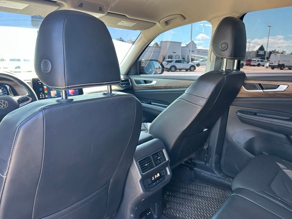 2024 Volkswagen Atlas 2.0T SE w/Technology