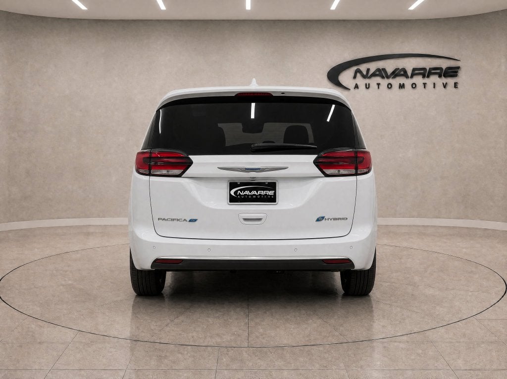 2022 Chrysler Pacifica Hybrid Touring L
