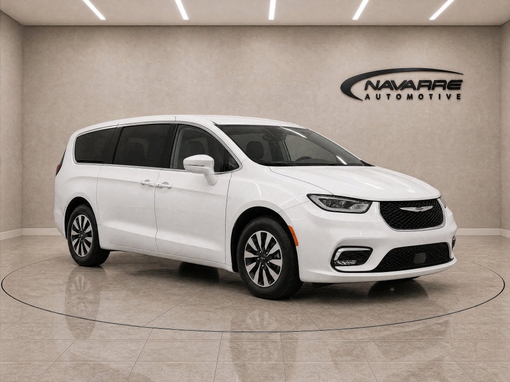 2022 Chrysler Pacifica Hybrid Touring L