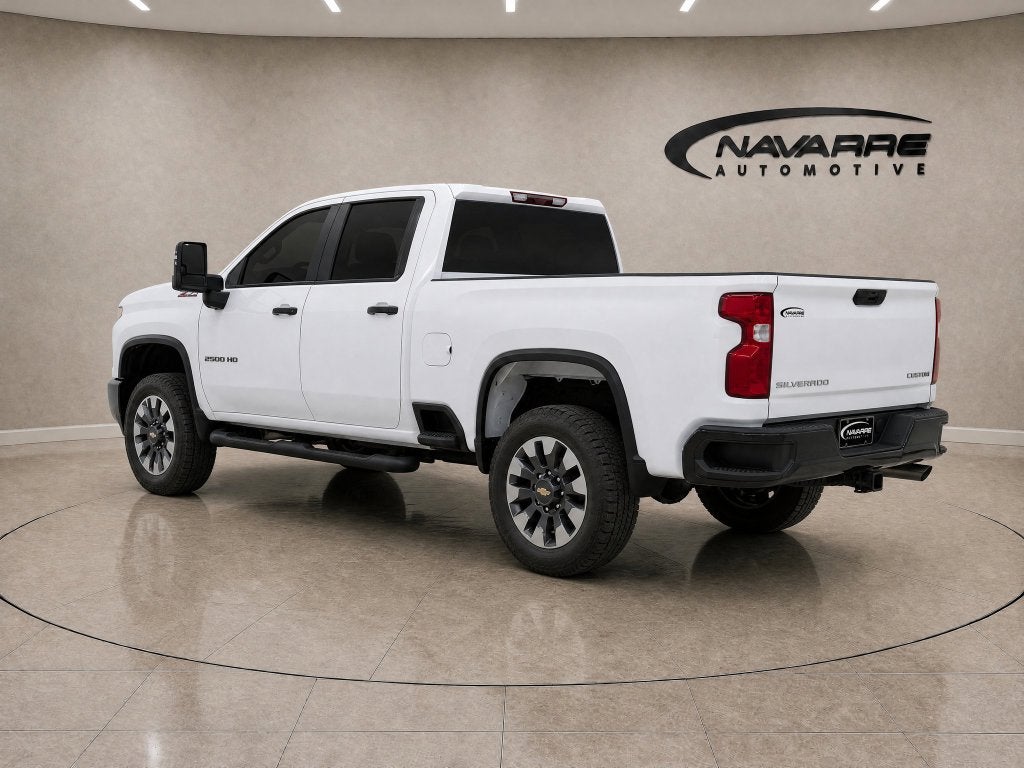 2024 Chevrolet Silverado 2500HD 4WD Crew Cab Standard Bed Custom