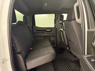 2023 Chevrolet Silverado 1500 2WD Crew Cab Short Bed LT